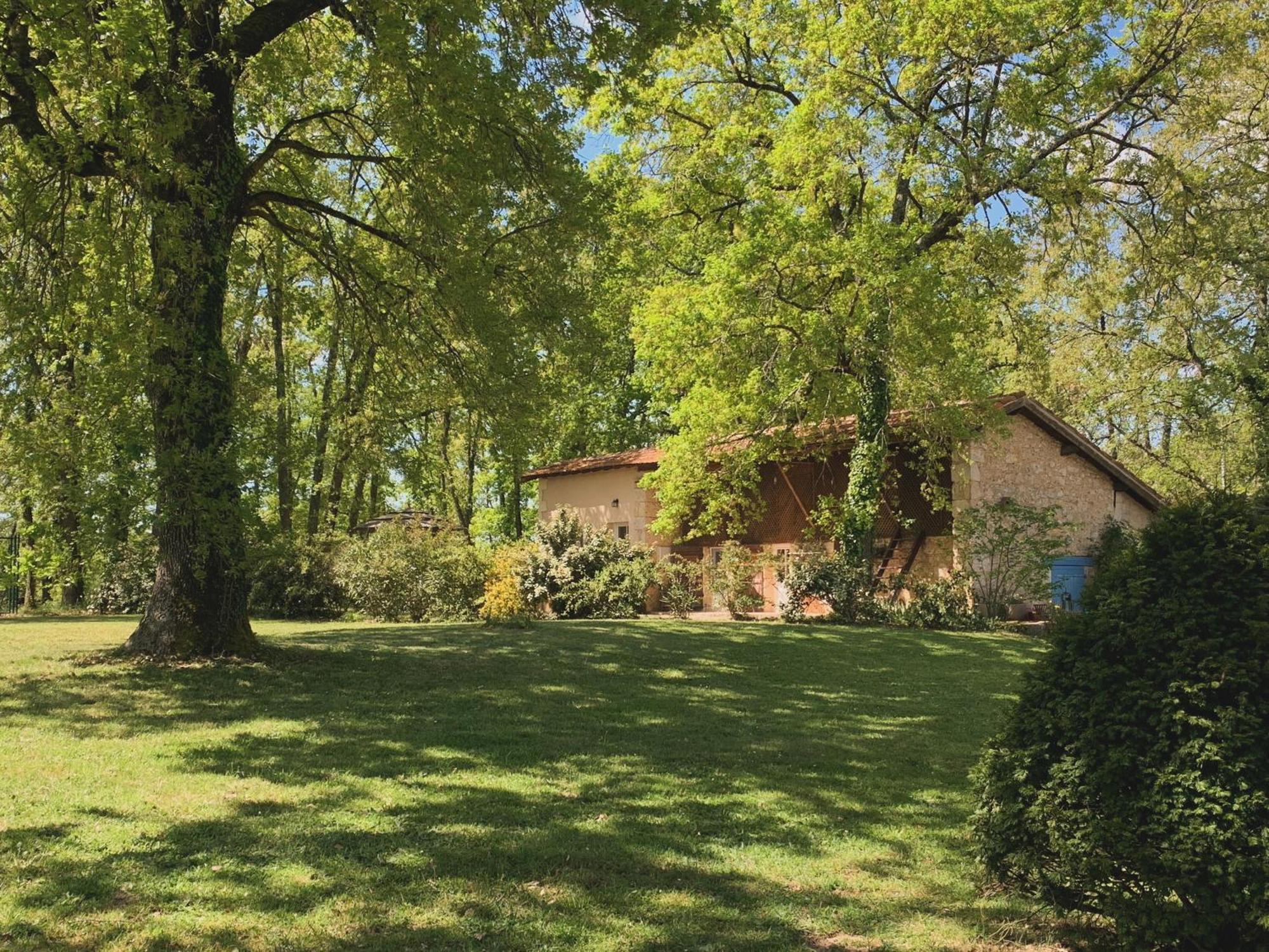 Le Buscagneau Villa Béraut Exterior foto