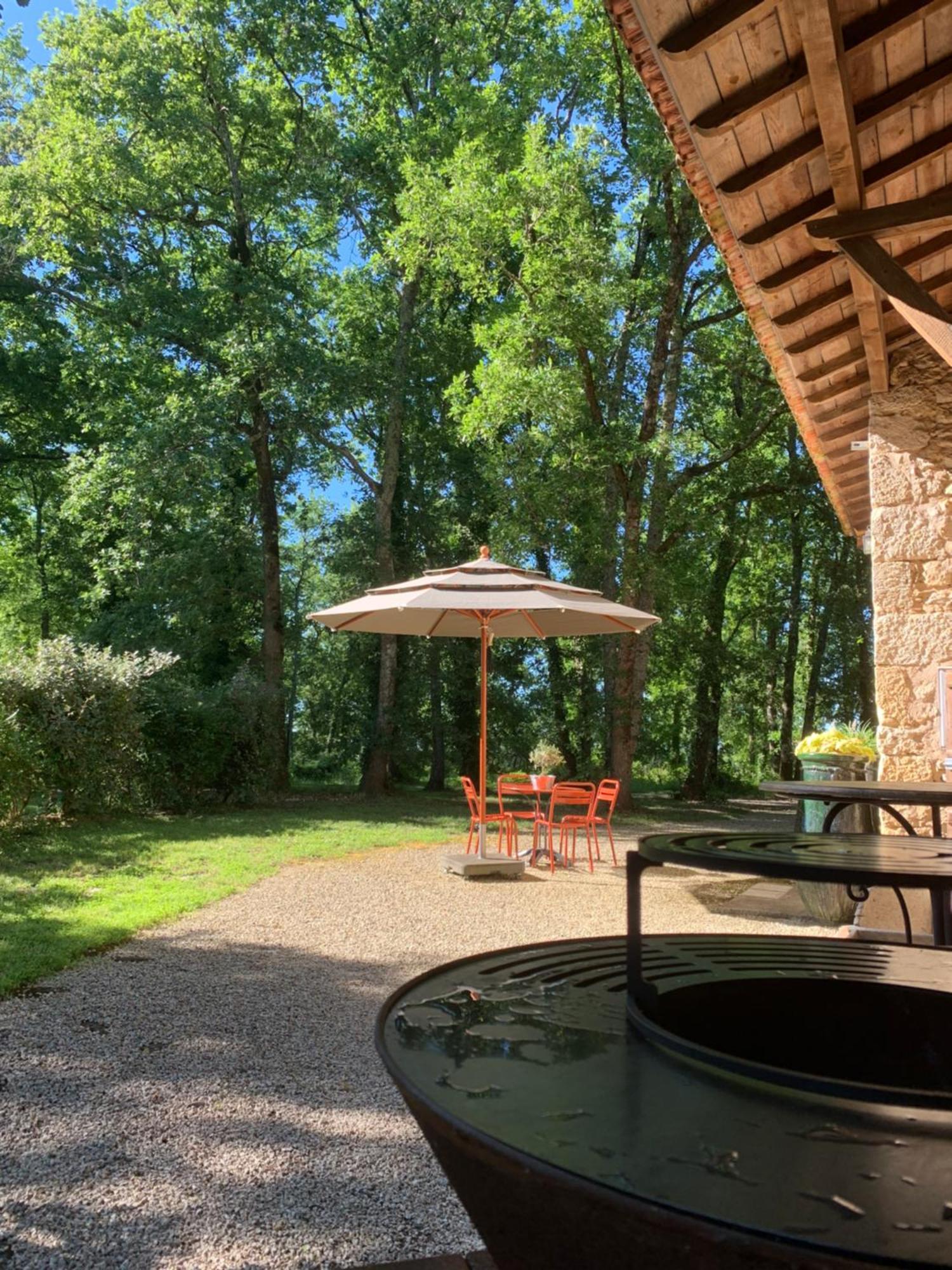 Le Buscagneau Villa Béraut Exterior foto